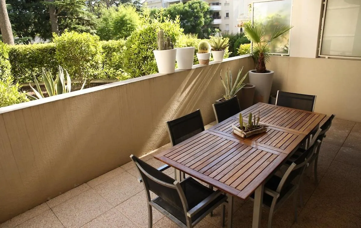 T3 Terrasse Sud Marseille 13009, Parc Des Calanques Apartment France